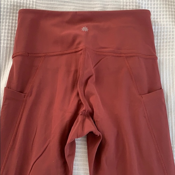SOLD - Athleta Stash pocket salutation tight - Picture 4 of 10